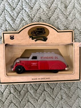 Chevron Standard Oil Red & Silver Vintage-Style Toy Delivery Van